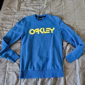 Oakley Crewneck blue shirt